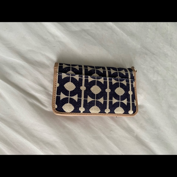 White and tan wallet - Picture 3 of 3